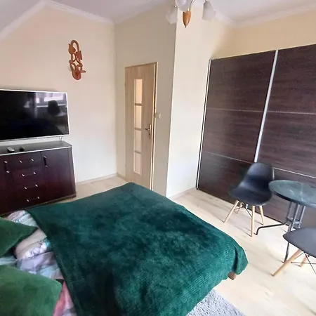 Z Dwiema Sypialniami נישורזה